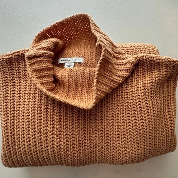 American Eagle Brown Sweater - Picture 6 of 13